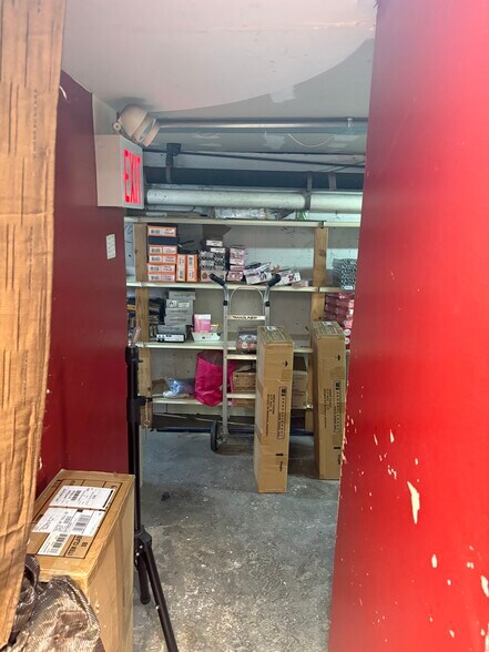 More Photos Of 164-17 Jamaica Ave, Jamaica Unknown For Lease