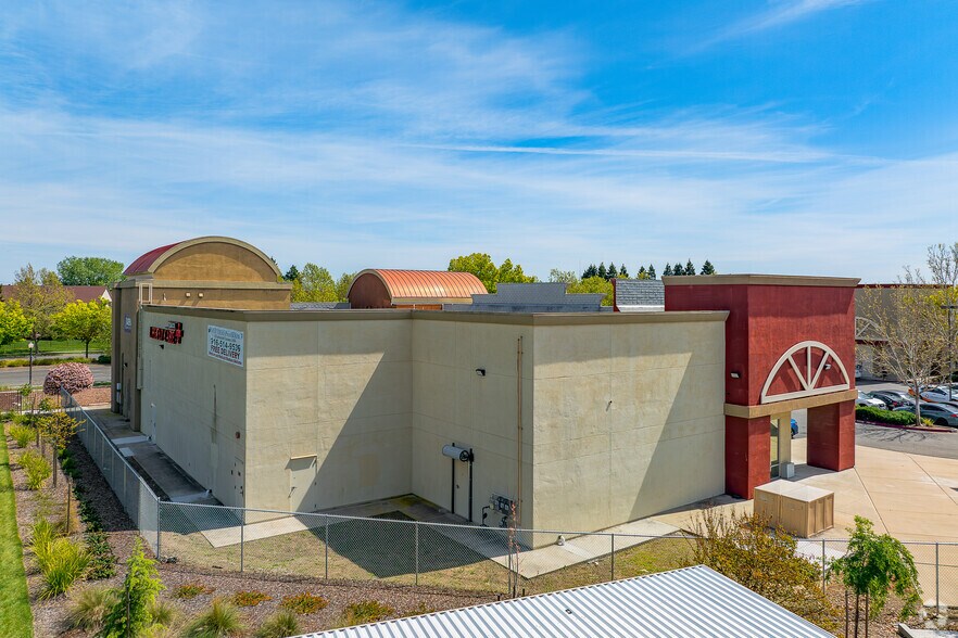 More Photos Of 4301-4331 Truxel Rd, Sacramento Unknown For Lease