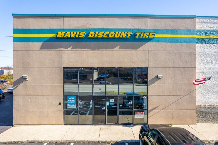 More Photos Of 763 Bethlehem Pike, Montgomeryville Freestanding For Sale