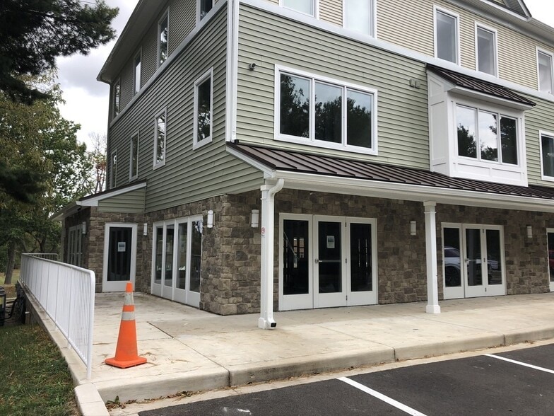 More Photos Of 9123 Old Annapolis Rd, Columbia Storefront Retail Office For Lease