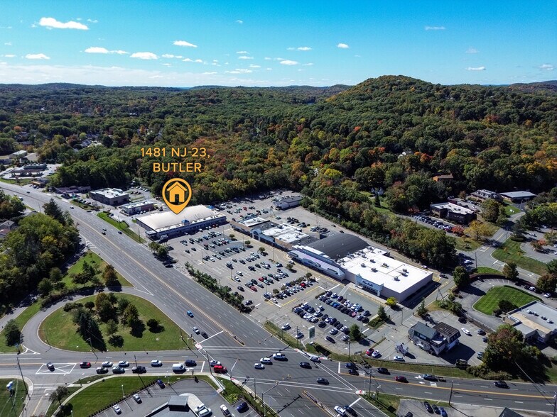More Photos Of 1481 State Route 23, Butler Storefront For Lease
