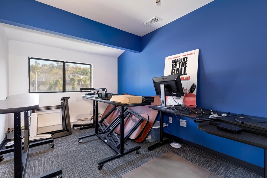 More Photos Of 3361-3365 Barham Blvd, Los Angeles Loft Creative Space For Lease