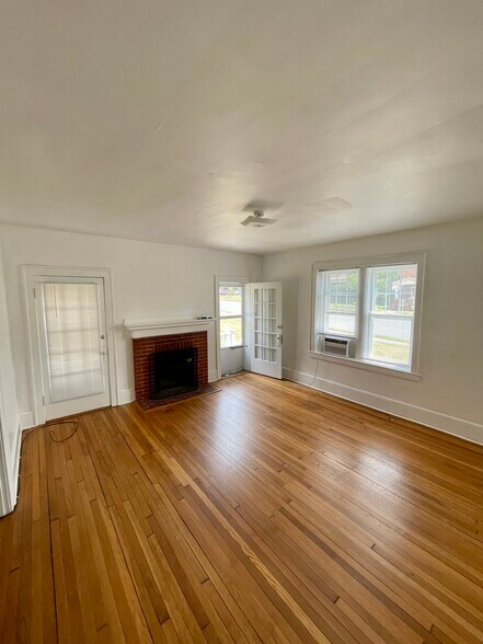 More Photos Of 506 E Liberty St, Charles Town Apartments For Sale