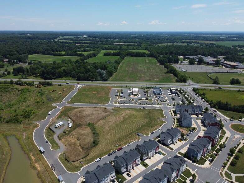 More Photos Of 11850 Hall St, Bealeton Unknown For Lease