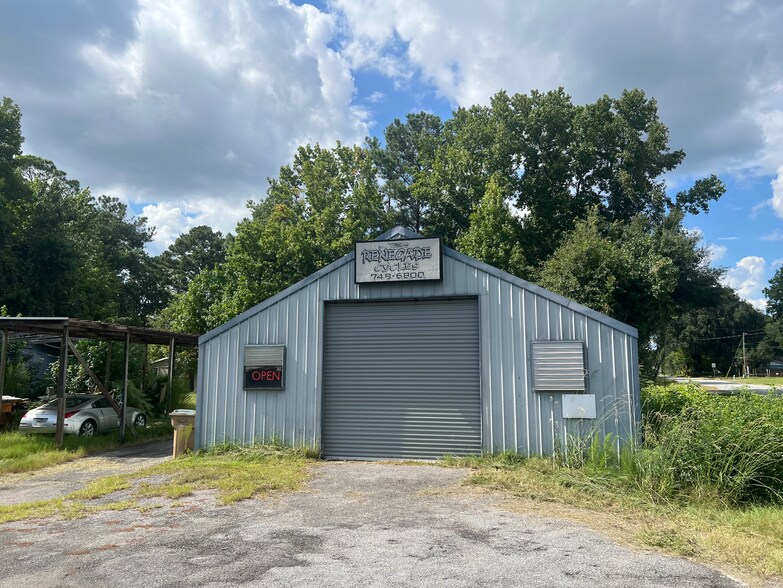 More Photos Of 895 US-80 Hwy, Bloomingdale Land For Sale