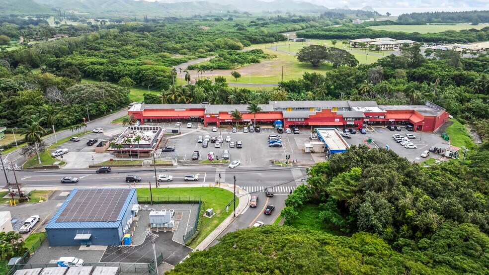 Primary Photo Of 41-1537 Kalanianaloe Hwy, Waimanalo General Retail For Sale