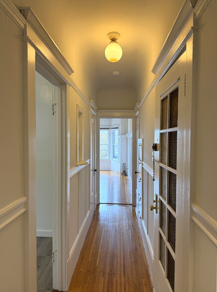 More Photos Of 1650 Clay St, San Francisco Apartments For Sale