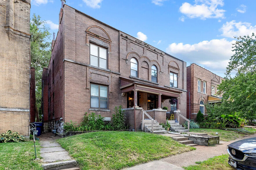 Primary Photo Of 4260 Castleman Ave, Saint Louis Apartments For Sale