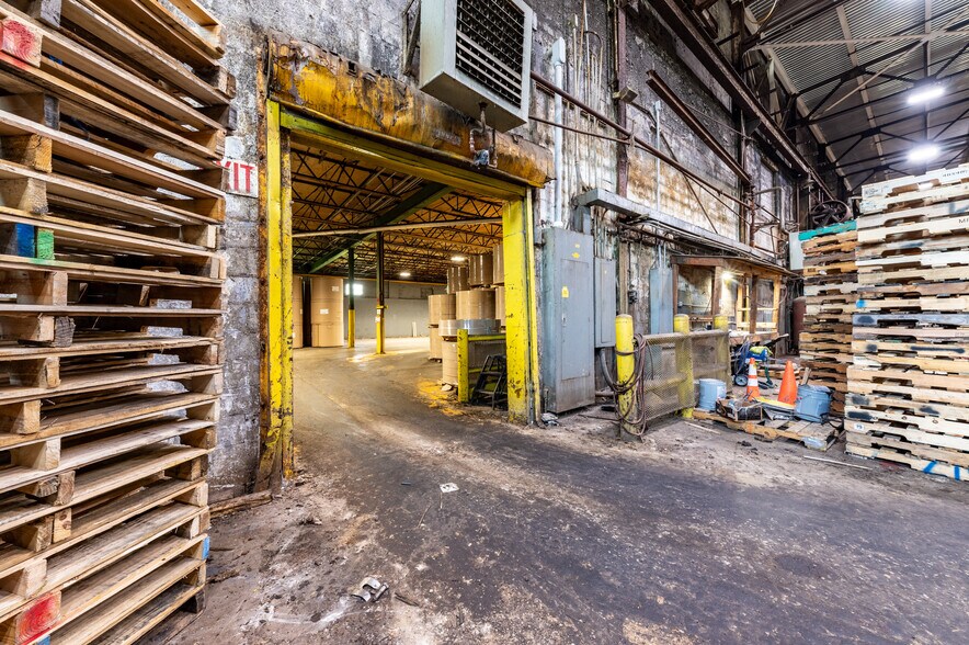 More Photos Of 164 Eyster Rd, Halltown Manufacturing For Sale