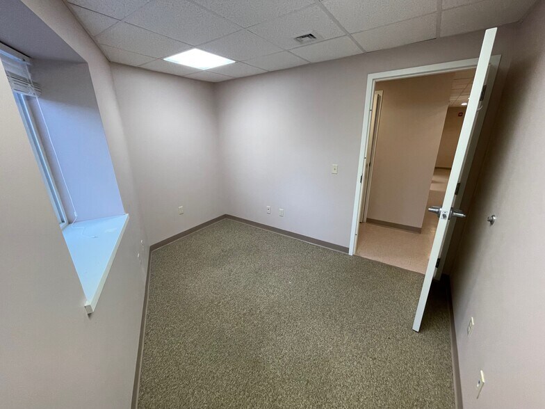 More Photos Of 464 Wolcott Rd, Wolcott Office For Lease