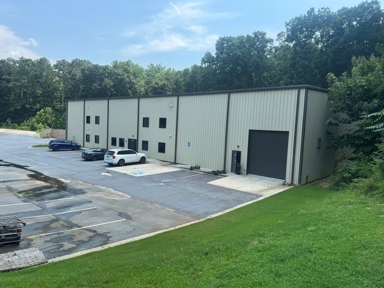 Primary Photo Of 2375 Pro Tec Way, Loganville Industrial For Lease
