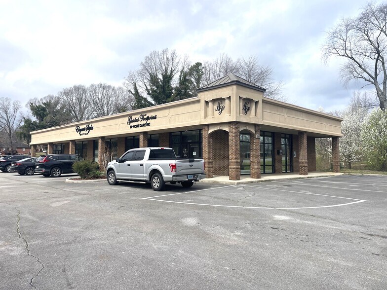 More Photos Of 2055 Blue Spring Rd, Huntsville Storefront Retail Office For Sale