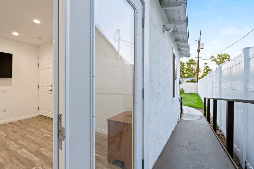 More Photos Of 6738 Coldwater Canyon Ave, North Hollywood Assisted Living For Sale