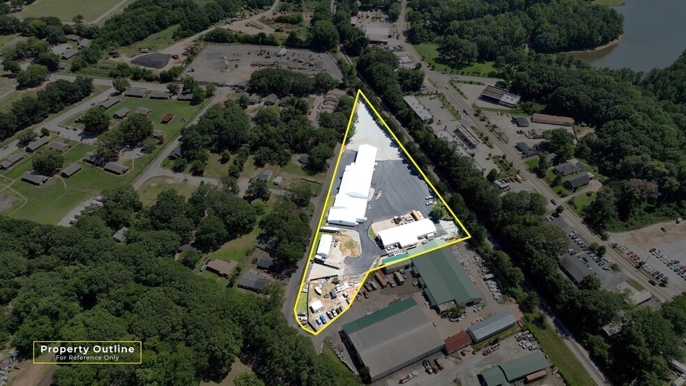 More Photos Of 5 Haynie St, Newnan Warehouse For Lease
