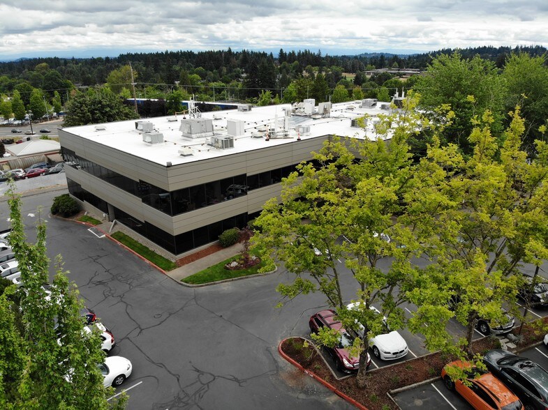 More Photos Of 9700 SW Capitol Hwy, Portland Office For Lease