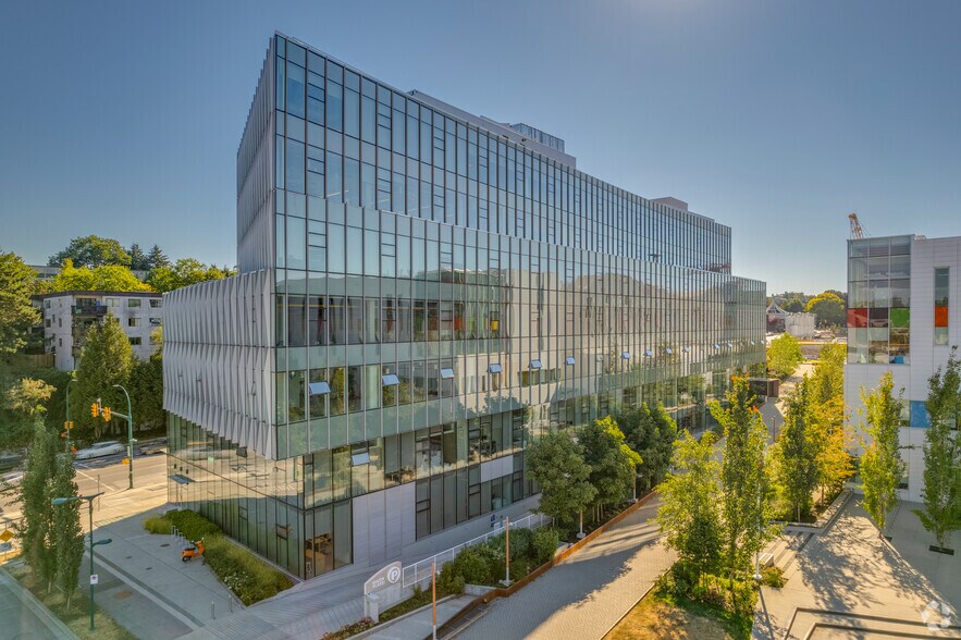 More Photos Of 565 Great Northern Way, Vancouver Office For Lease