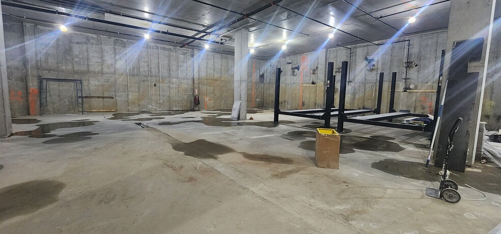 More Photos Of 15002 Hillside Ave, Jamaica Apartments For Lease