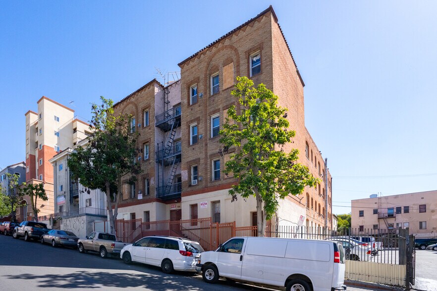 More Photos Of 514 Union Dr, Los Angeles Apartments For Sale