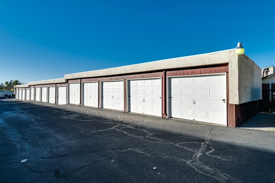 More Photos Of 2025 Jerry Murphy Rd, Pueblo Apartments For Sale
