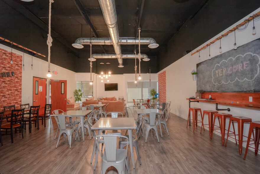 More Photos Of 570 S State College Blvd, Fullerton Warehouse For Sale