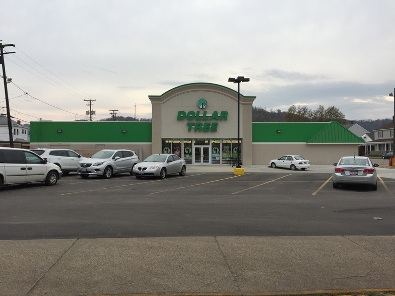 Primary Photo Of 3050 Guernsey St, Bellaire Supermarket For Lease