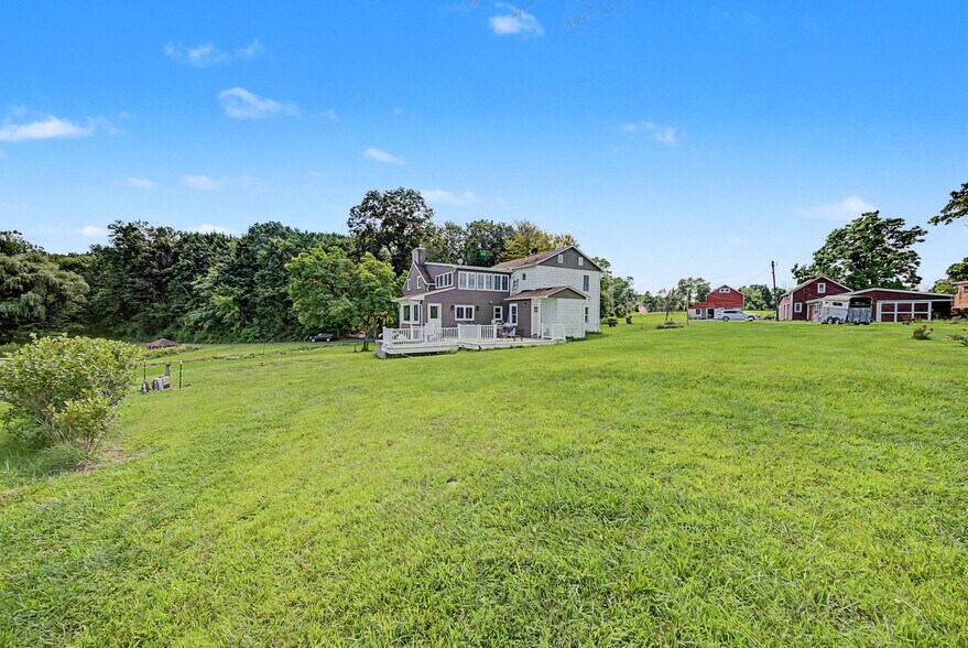 More Photos Of 21 Frontage Rd, Blairstown Specialty For Sale