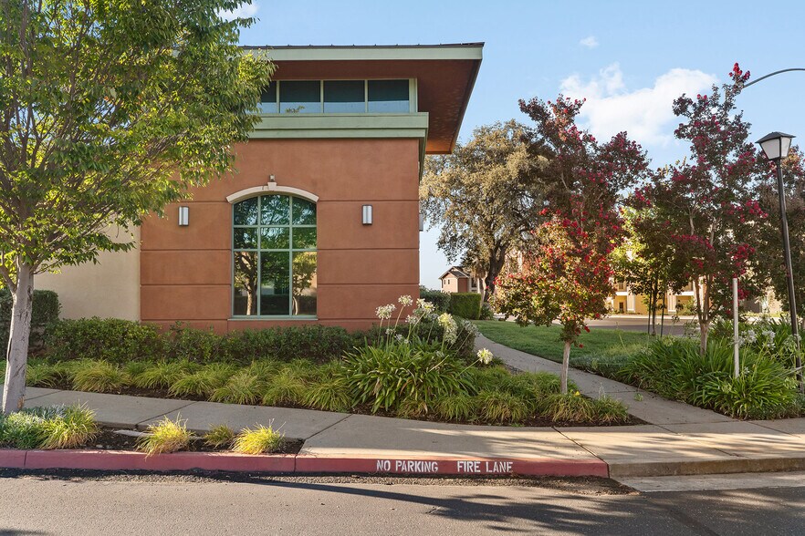 More Photos Of 82 Table Mountain Blvd, Oroville Office For Sale