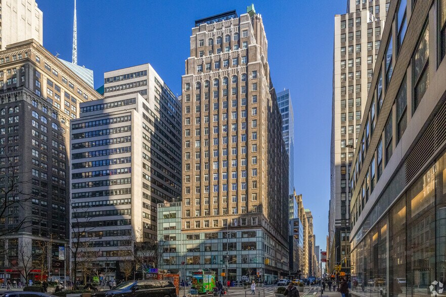 More Photos Of 1412 Broadway, New York Office For Lease