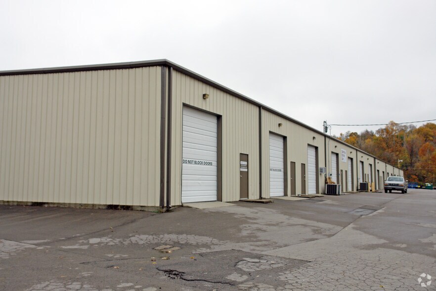 More Photos Of 3660-3668 Central Pike, Hermitage Light Manufacturing For Lease
