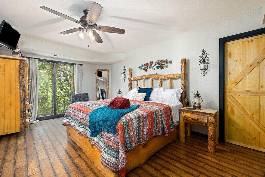 More Photos Of 381 W Guin Rd, Nixa Lodge Meeting Hall For Sale