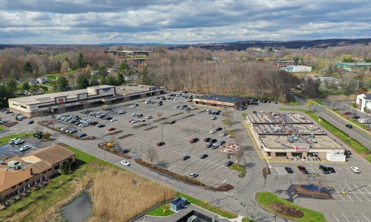 Primary Photo Of 136 Berlin Rd, Cromwell Unknown For Lease