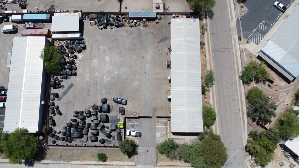 More Photos Of 2023 W Price St, Tucson Manufacturing For Sale