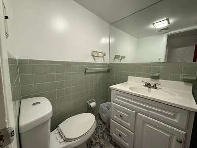 More Photos Of 6938 Myrtle Ave, Glendale General Retail For Lease