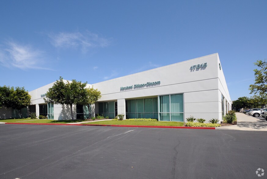 More Photos Of 17815 Newhope St, Fountain Valley Light Manufacturing For Lease