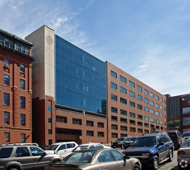 More Photos Of 210 W 10th St, Kansas City Office For Lease