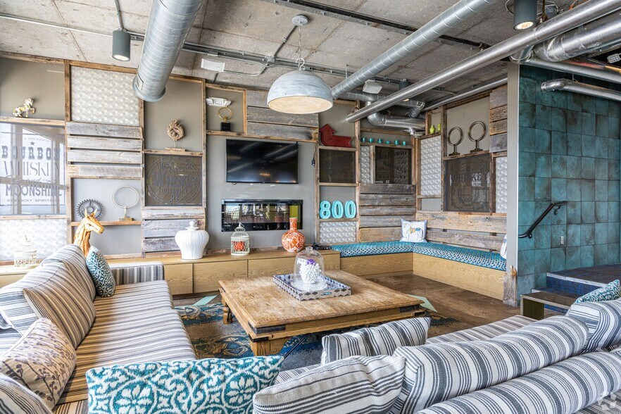 More Photos Of 800 S 4th St, Louisville Apartments For Lease