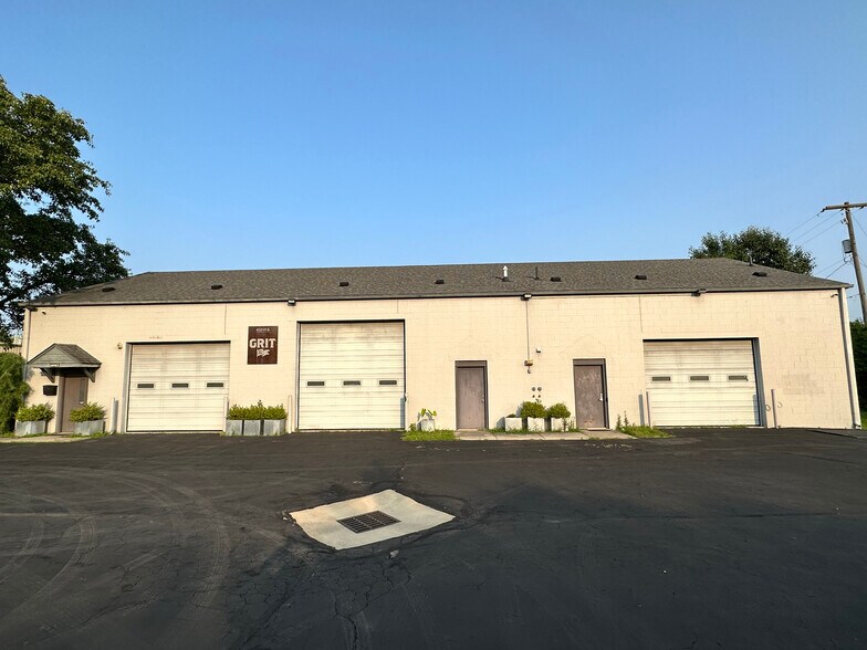 Primary Photo Of 2294 Scioto Harper Rd, Columbus Warehouse For Lease