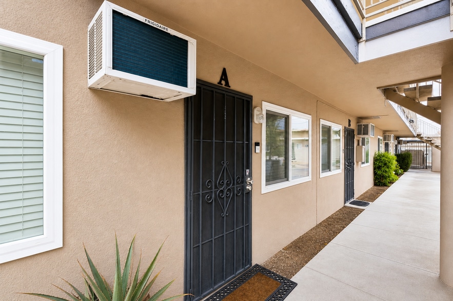 More Photos Of 1312-1322 Bulldog Ln, Fresno Apartments For Sale
