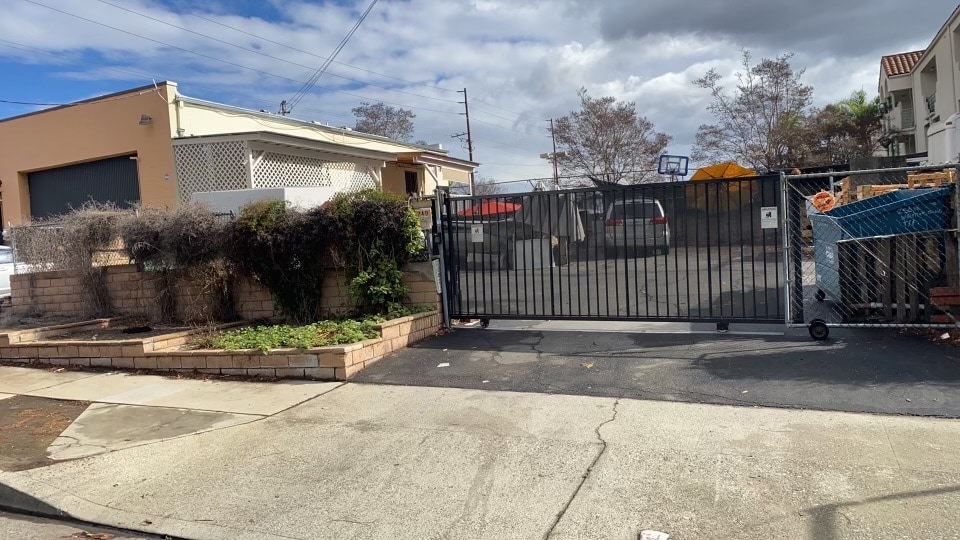 More Photos Of 240-250 W Whittier Blvd, La Habra Auto Repair For Lease