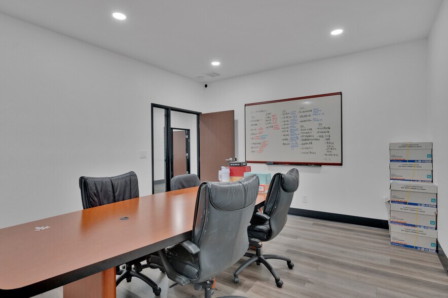 More Photos Of 23231 Vista Grande Dr, Laguna Hills Warehouse For Sale