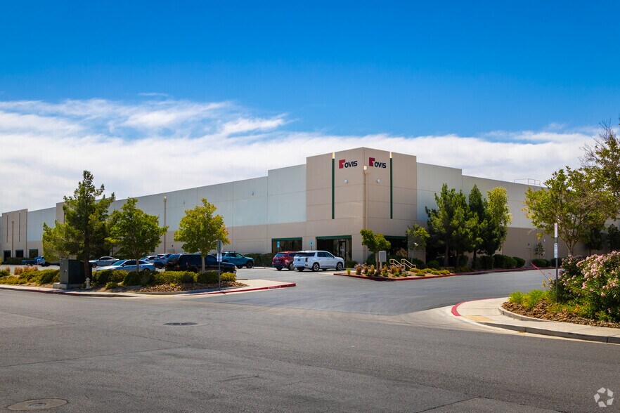 More Photos Of 3301 W Martin Ave, Las Vegas Warehouse For Lease