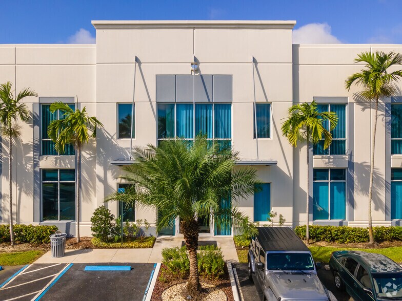 More Photos Of 2000 NW 150th Ave, Pembroke Pines Office For Lease