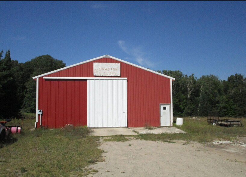 Primary Photo Of 7316 Keystone Park Dr, Alanson Warehouse For Sale