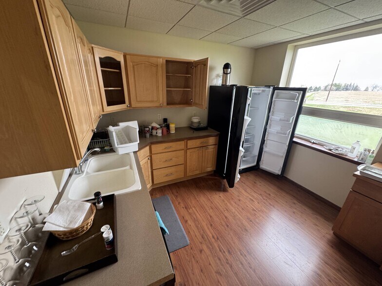 More Photos Of 4070 E Brigham Rd, Blue Mounds Office For Sale