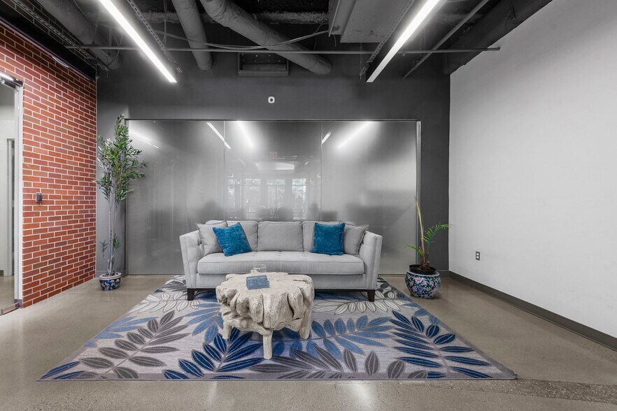 More Photos Of 3975 Fair Ridge Dr, Fairfax Office For Sale