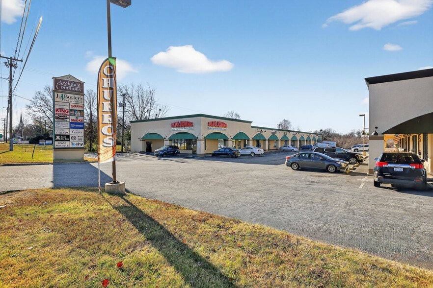 Primary Photo Of 11651 N Main St, Archdale Storefront Retail Office For Lease