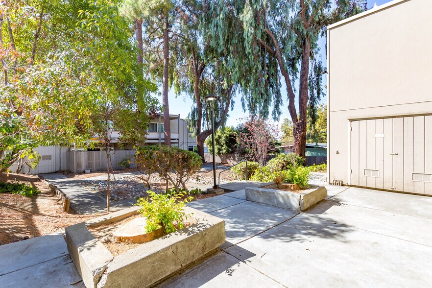 More Photos Of 201 Avian Dr, Vallejo Apartments For Sale