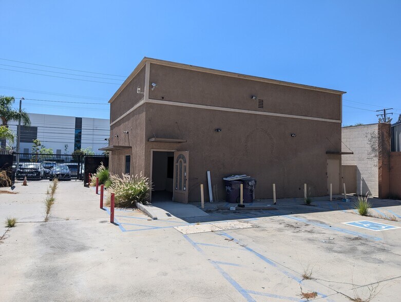 More Photos Of 2421 E Artesia Blvd, Long Beach Warehouse For Sale