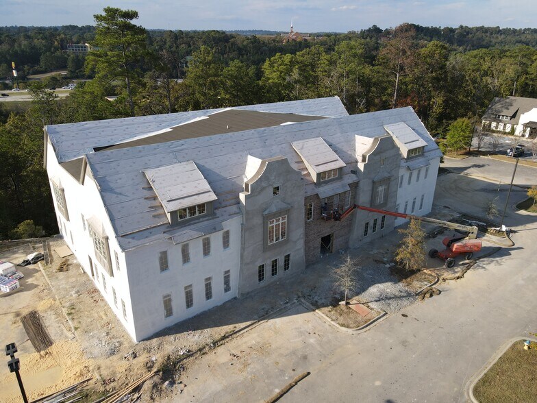 More Photos Of 2421 International Park Dr, Birmingham Office For Sale