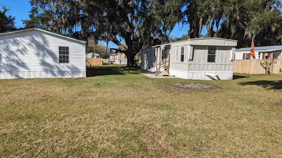 More Photos Of 170 NE Craig Ave, Lake City Manufactured Housing Mobile Home Park For Sale